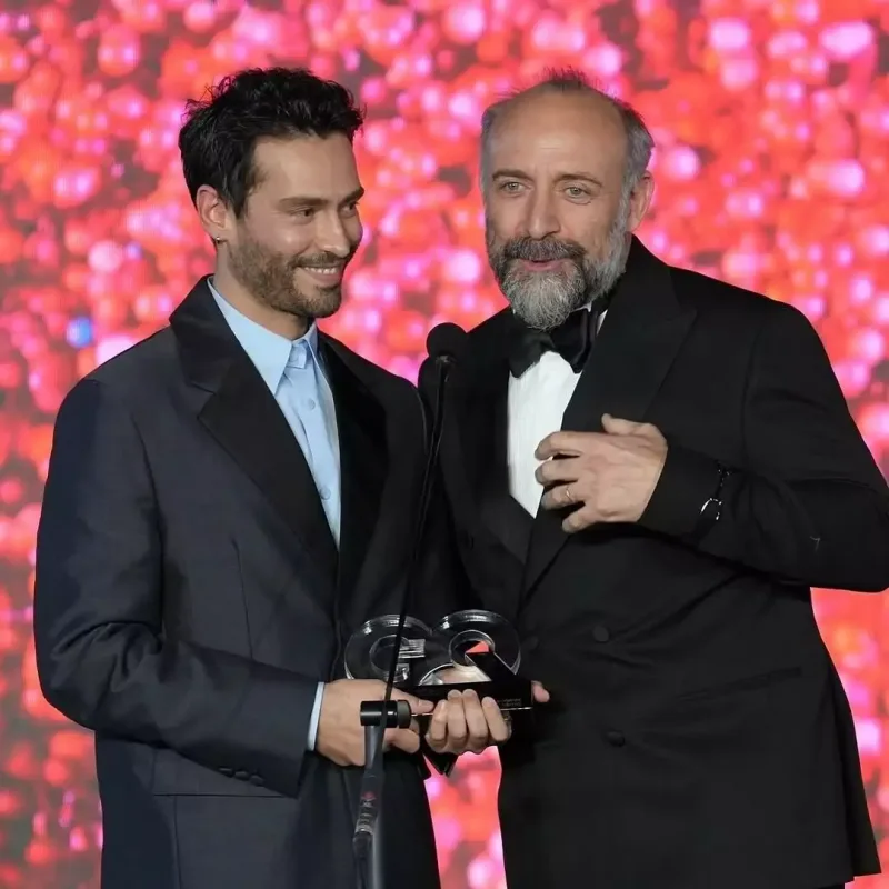 “Osmanlı sultanları bir arada”