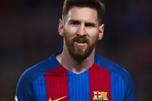 Messi və komanda yoldaşları Bakıya gəlir!