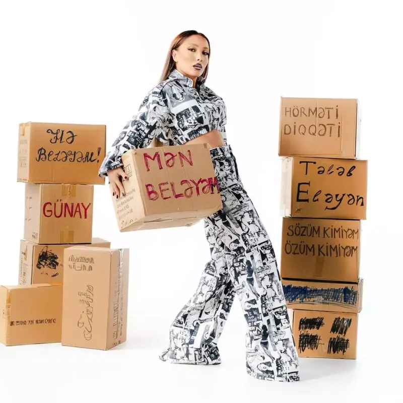 “İkiüzlü insanlara normal baxıram”