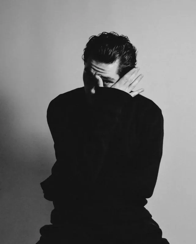 Anardan ağlı-qaralı şəkillər