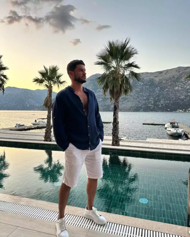 Berk Oktay son halı ilə məəttəl qoydu