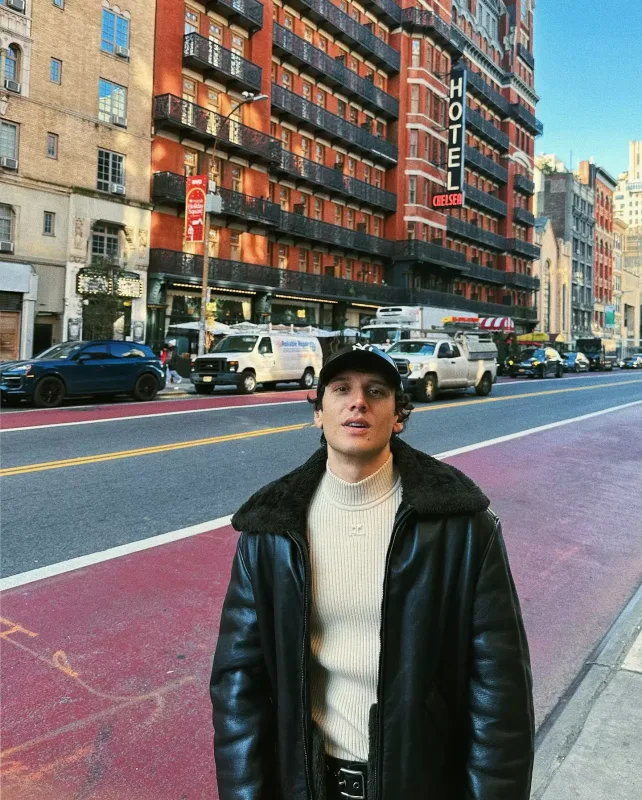 Nyu-Yorkda bir Edis...