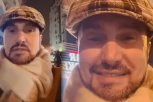 “Onu dişləyirsən, adamın sifətinə dəyir”