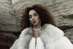 “Savadsız cəmiyyətin iç üzünü ortaya çıxartdı”