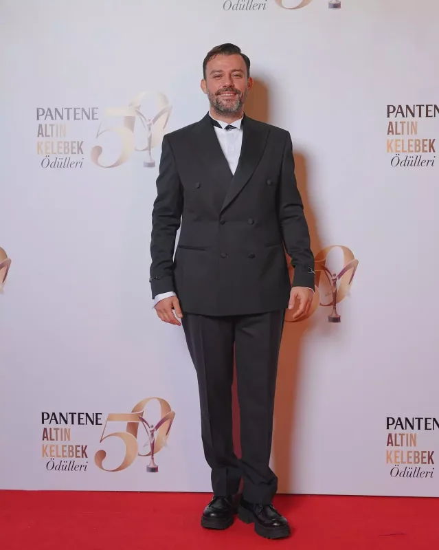 Qırmızı xalıda yarış!