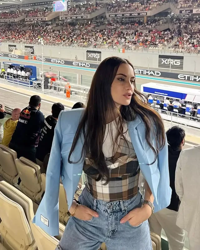 Moskvadan sonra Əbu-Dabiyə getdilər