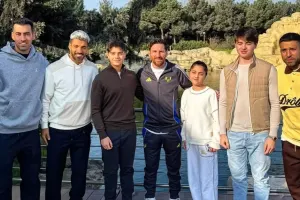 Prezidentin nəvələri Messiylə bir arada