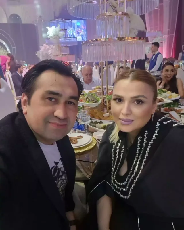 Elton Nuraya görə evlənibmiş...