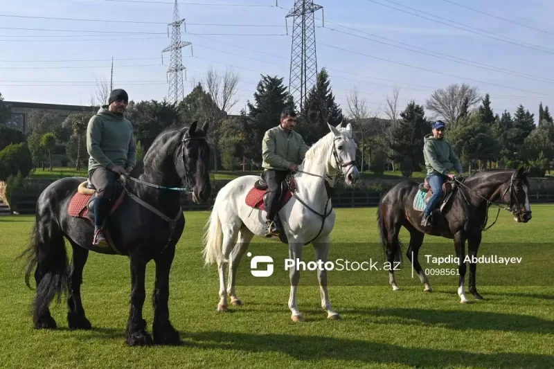 Messi Qarabağ atlarını izlədi