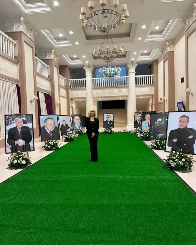 Məleykə Əsədova Ulu Öndərlə fotolarını paylaşdı