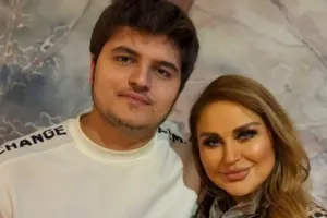 Mələkxanımdan oğlu ilə paylaşım