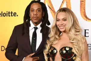 Beyons ərinin soyadından imtina edib?