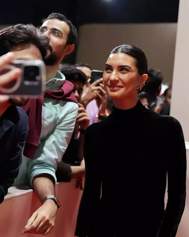 Tuba jüri olduğu festivalın bağlanışında