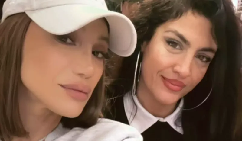 Tuğba Ekinci ilə Röya Ayxan Bakıda görüşdü