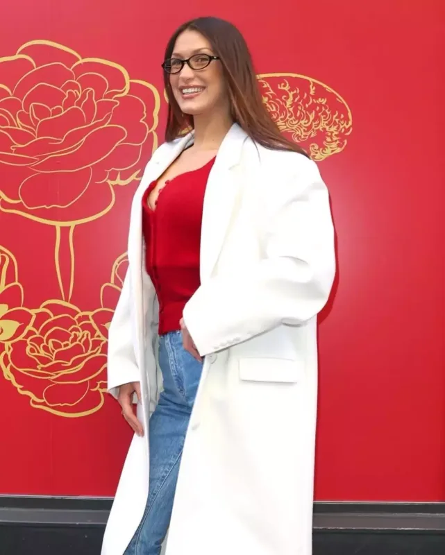 Bella təqdimatda belə görüntüləndi