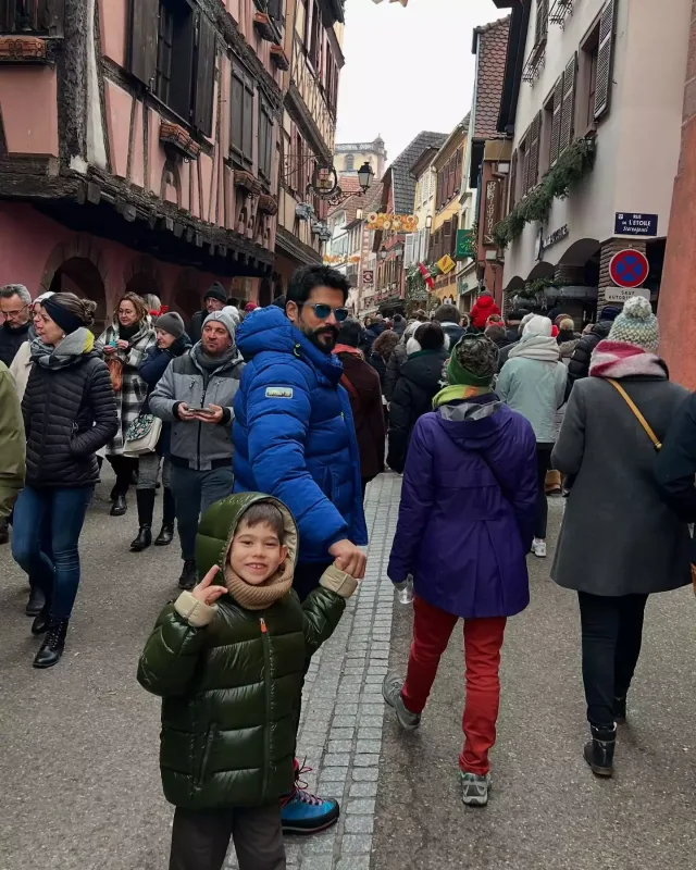 Burakla Fahriyenin ailə fotoları gündəm oldu