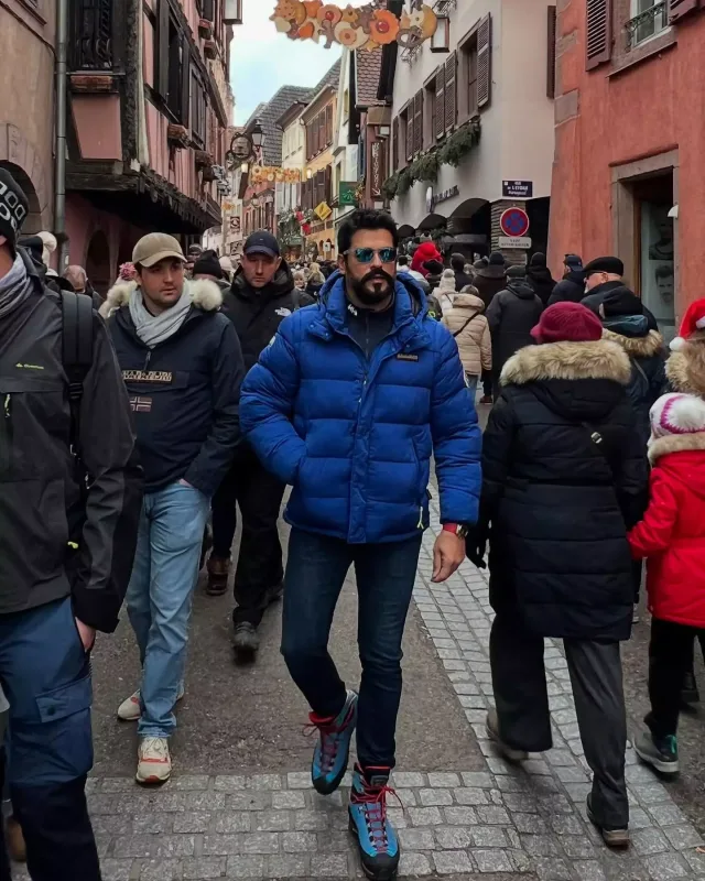 Burakla Fahriyenin ailə fotoları gündəm oldu