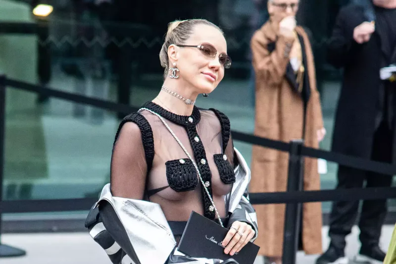 Rusiyalı aparıcı Parisdə dünyasını dəyişdi