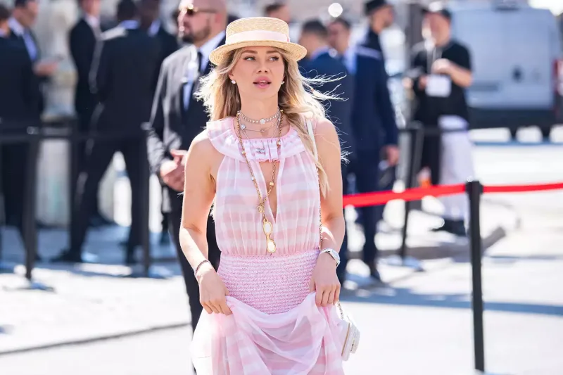 Rusiyalı aparıcı Parisdə dünyasını dəyişdi