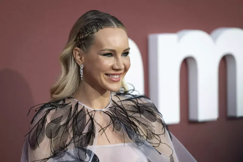 Rusiyalı aparıcı Parisdə dünyasını dəyişdi