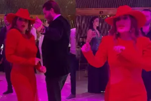 Tünzalənin qırmızı transparan obrazı