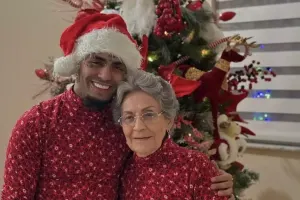 Amerikalı repçinin nənəsinə gözlənilməz süprizi!