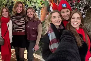 “Sihirli annem”in aktrisaları Londonda görüşdülər