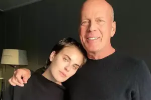 Brüs Uillisin qızı ərə gedir!