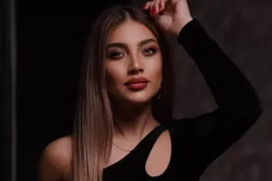 Blogerin təyyarə qəzasında öldüyünü iddia etdilər