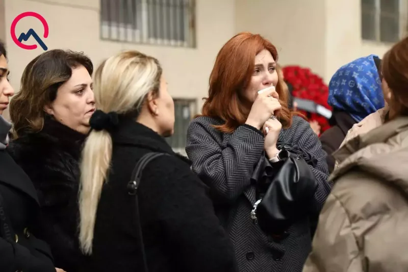 Yaxınları Məhəmmədəli ilə vidalaşır... - Fotolar