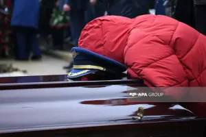 II Fəxri xiyabanda dəfn mərasimi keçirilir…