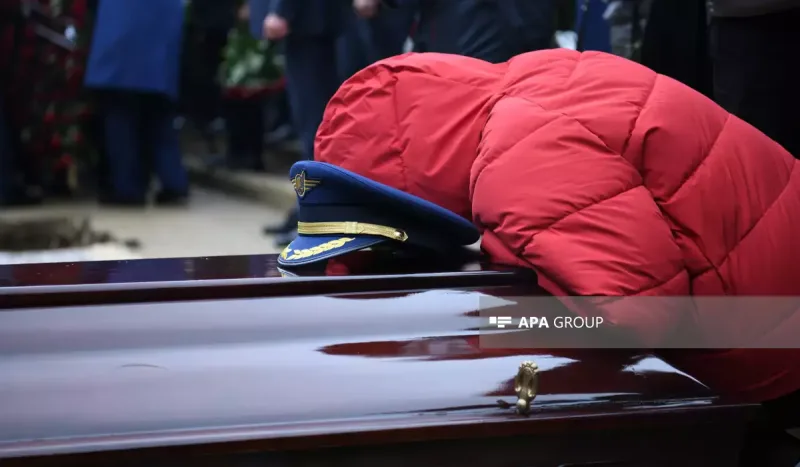 II Fəxri xiyabanda dəfn mərasimi keçirilir…