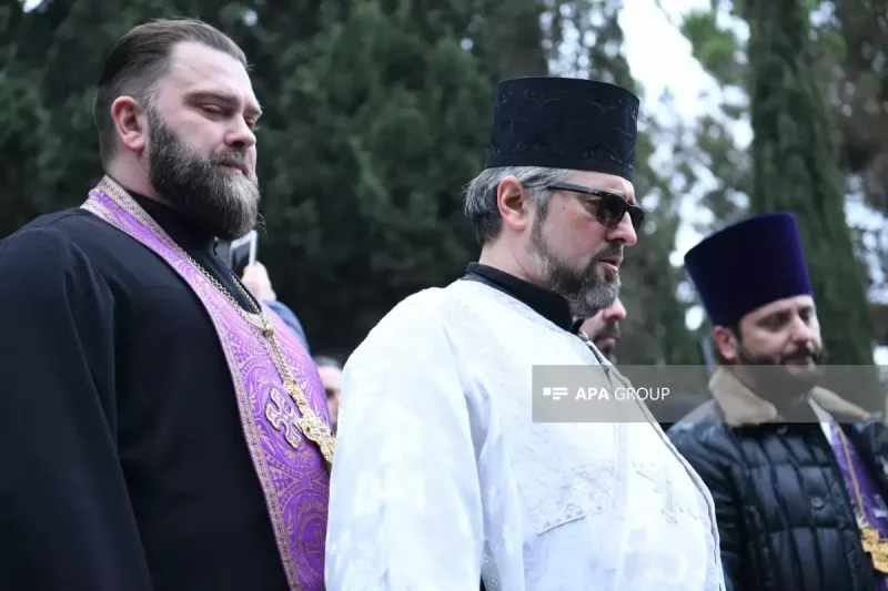 II Fəxri xiyabanda dəfn mərasimi keçirilir…