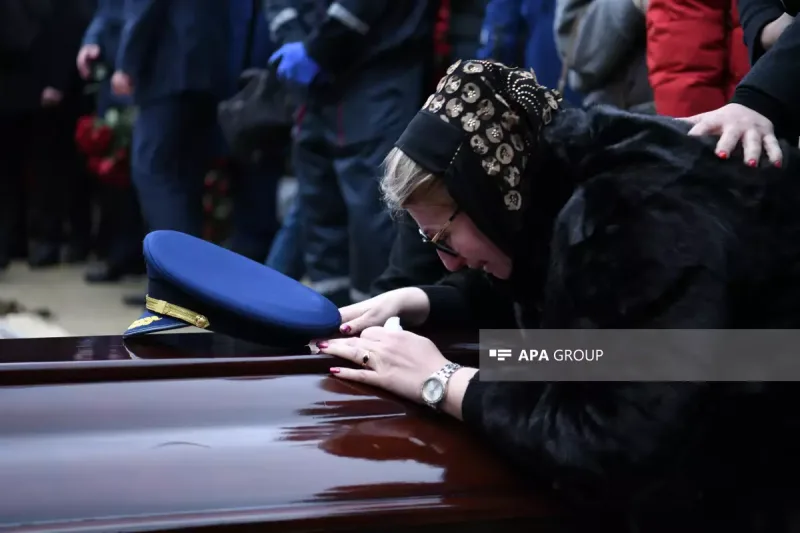 II Fəxri xiyabanda dəfn mərasimi keçirilir…