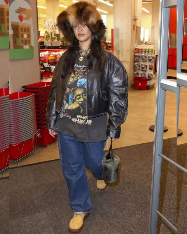 Rihanna və vaz keçə bilmədiyi kürkü…