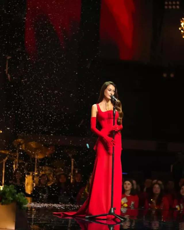 Dilanın “O ses” tərzi…