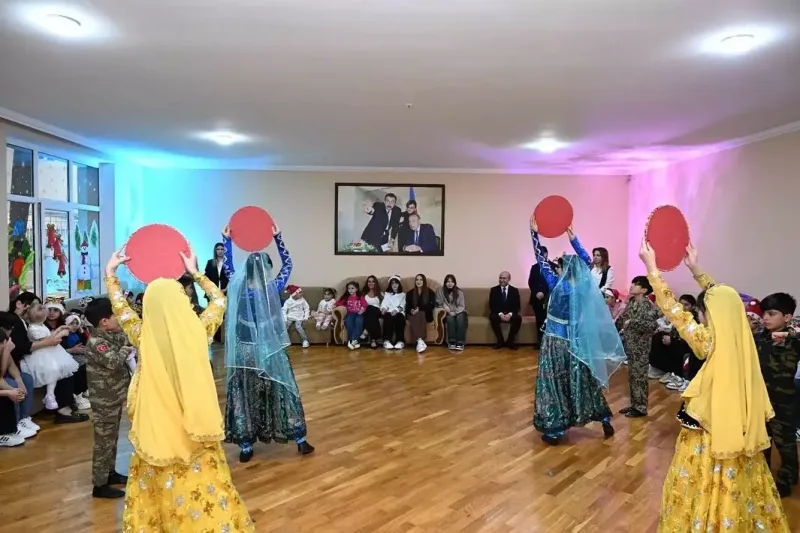 Prezidentin gəlini uşaq evindən paylaşım etdi