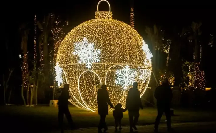 Dünya 2025-i qarşılayır