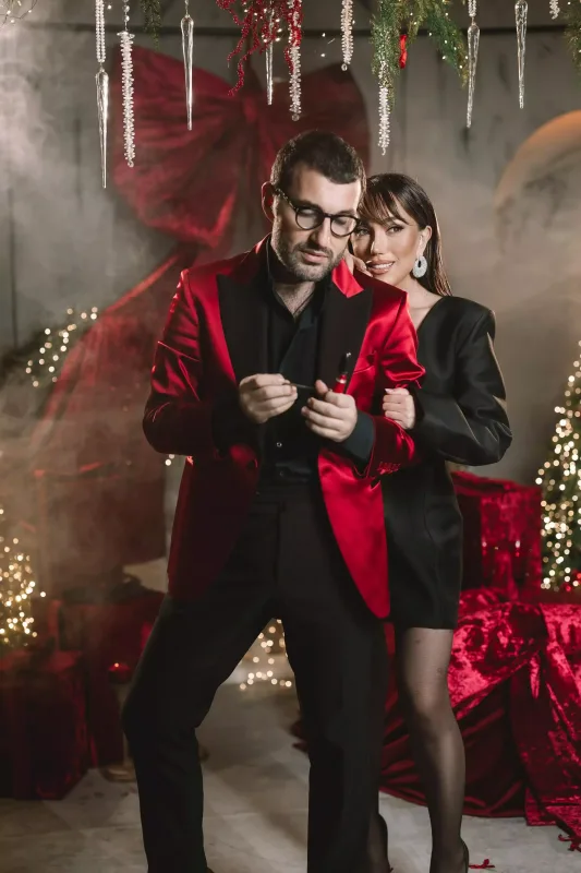 Elnur onlarla fotosessiya etdirdi