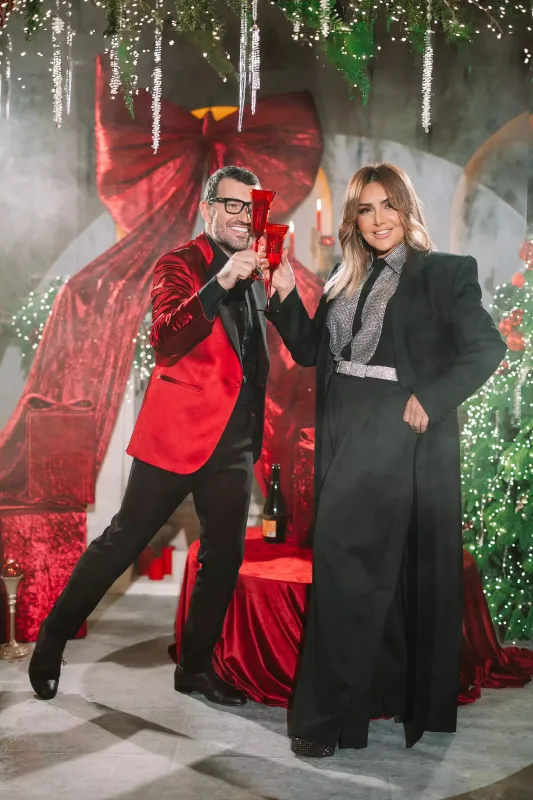 Elnur onlarla fotosessiya etdirdi