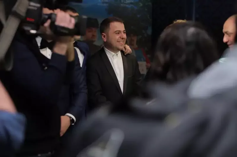 Azərin yaşama ehtimalı var, vəfat etməyib - Yenilənib