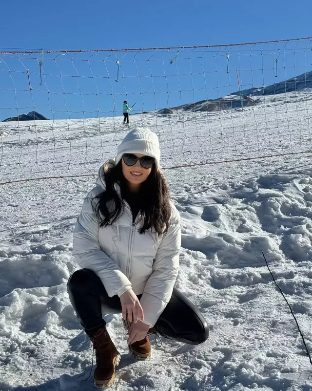 Aysel Şahdağda…