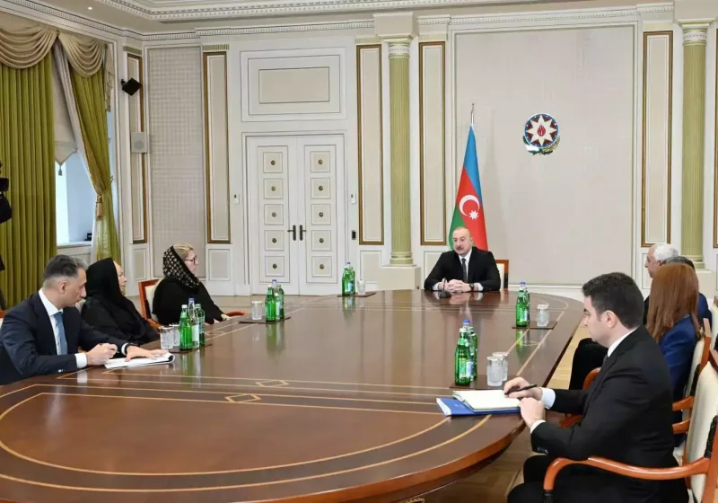 Prezident onlarla görüşdü... - Fotolar