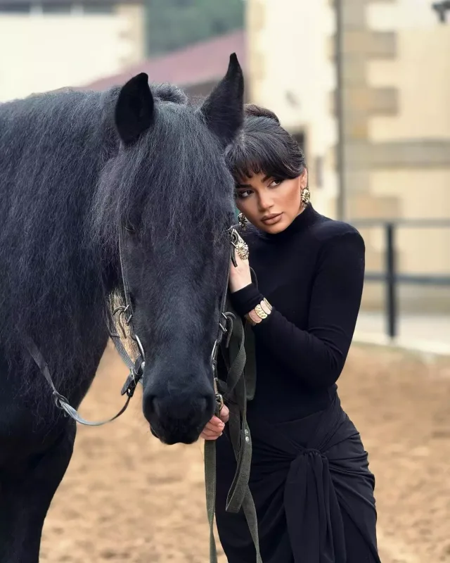 Məşhur özbək mahnısını bu dəfə Zeynəb oxudu