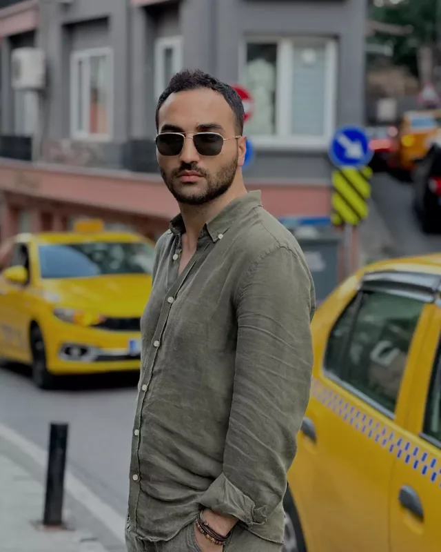 “Sandık kokusu”nda daha bir azərbaycanlı! - Video