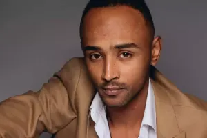 Bu məşhur nark*tikdən müalicə alırmış... - VİDEO