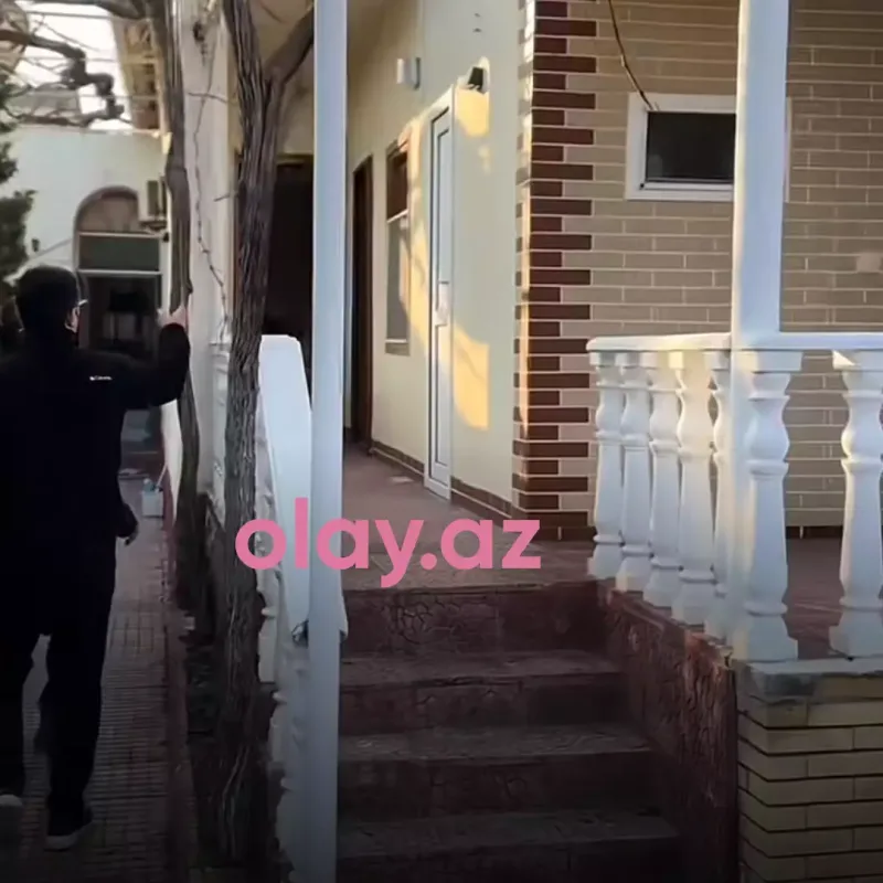 Xalq artisti həyat yoldaşının səhhətinə görə evini satışa çıxardı