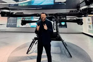 Emin uçan maşın alır?