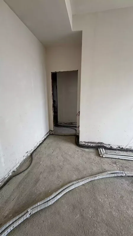 Müğənninin əri rejissoru aldadıb 25 minini aldı - Fotolar