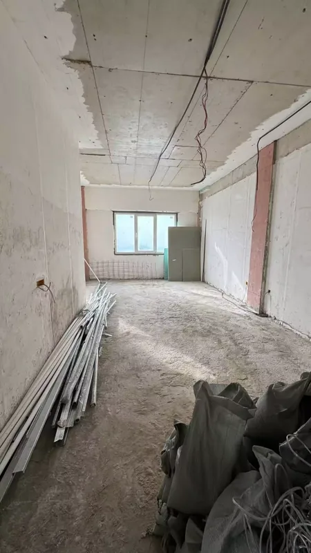 Müğənninin əri rejissoru aldadıb 25 minini aldı - Fotolar